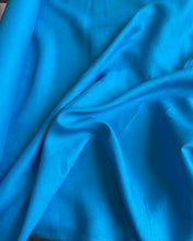 Load image into Gallery viewer, 6 oz Medium Linen - Turquoise - 1/2 metre