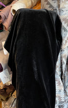 Load image into Gallery viewer, Silk Velvet black- 1/2 meter