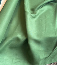 Load image into Gallery viewer, 6 oz Medium Linen -  Moss Green - 1/2 metre
