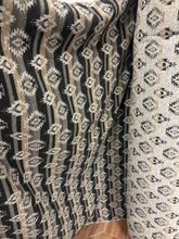 Load image into Gallery viewer, Wool Southwest - #88 - 1/2 metre
