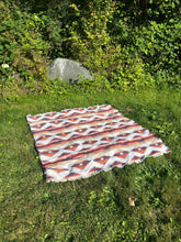 Load image into Gallery viewer, Southwest Blanket 77b
