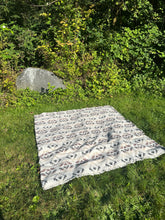 Load image into Gallery viewer, Southwest Blanket 59b
