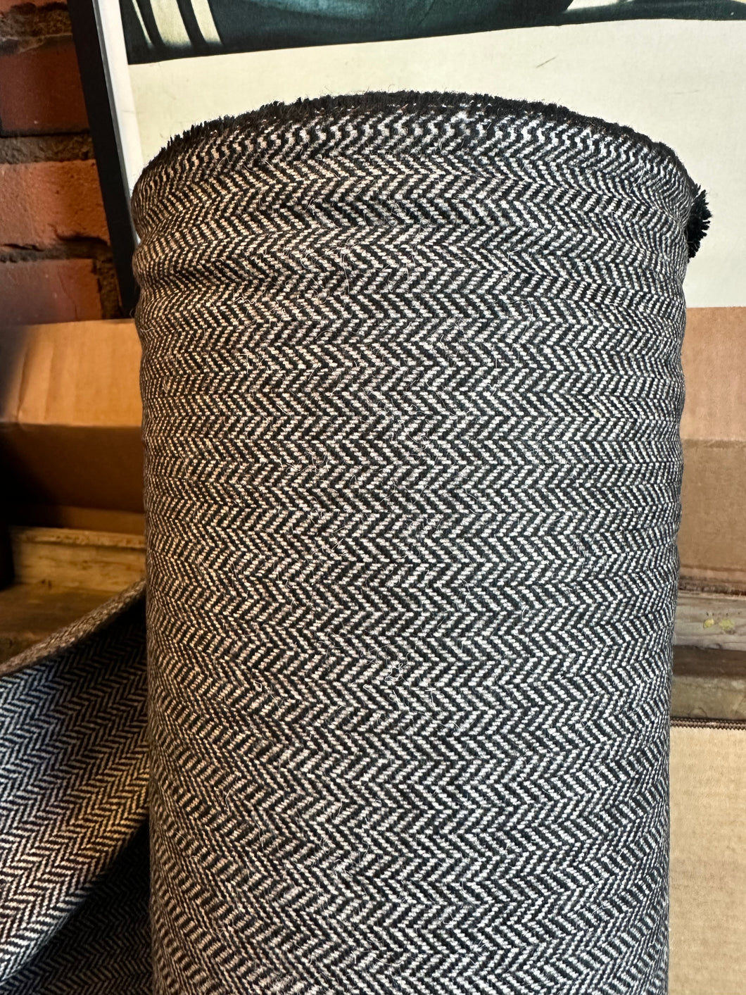 Wool Herringbone black/cream - 1/2 metre
