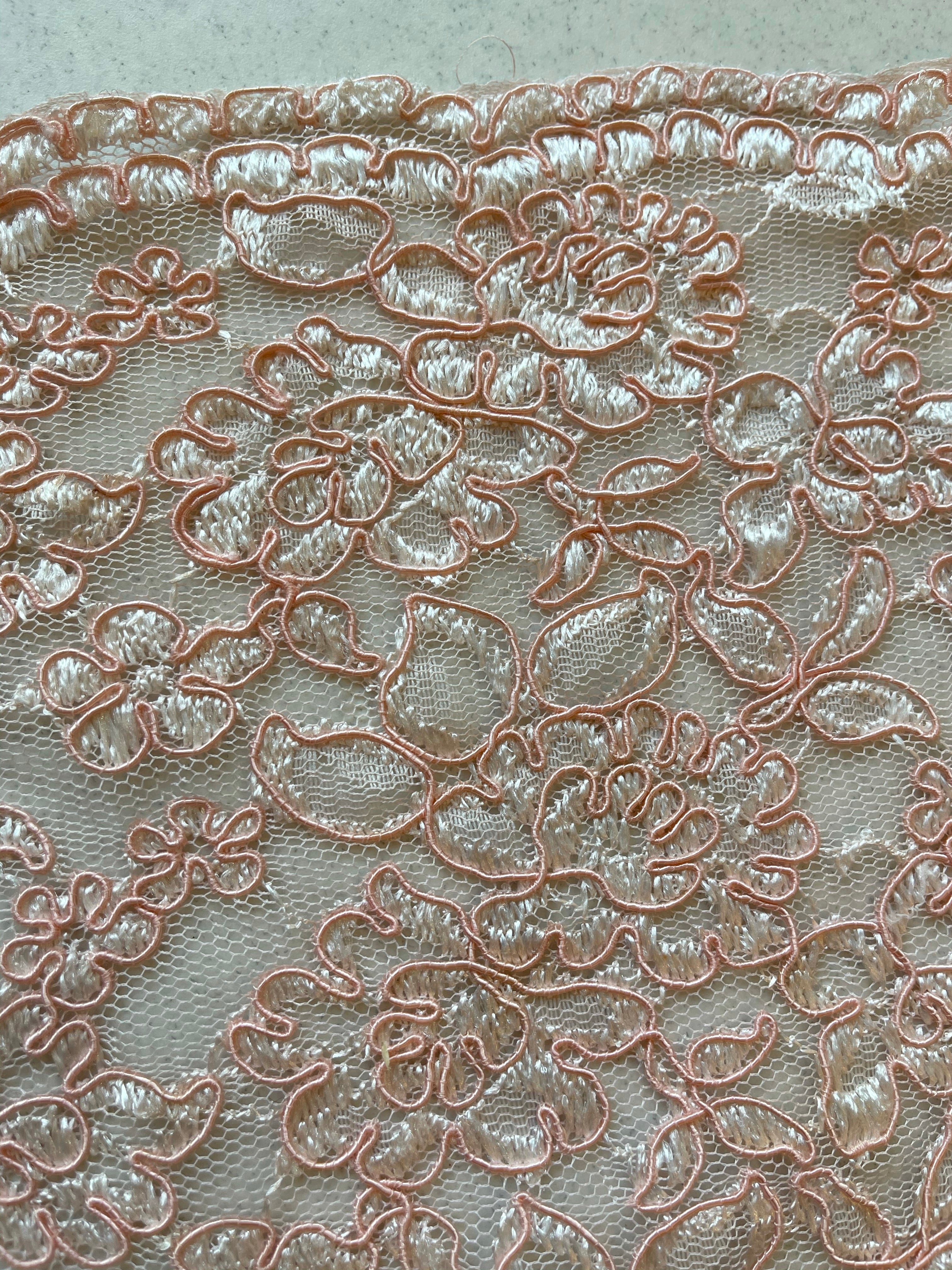 Lace - corded lace Pink - 1/2meter