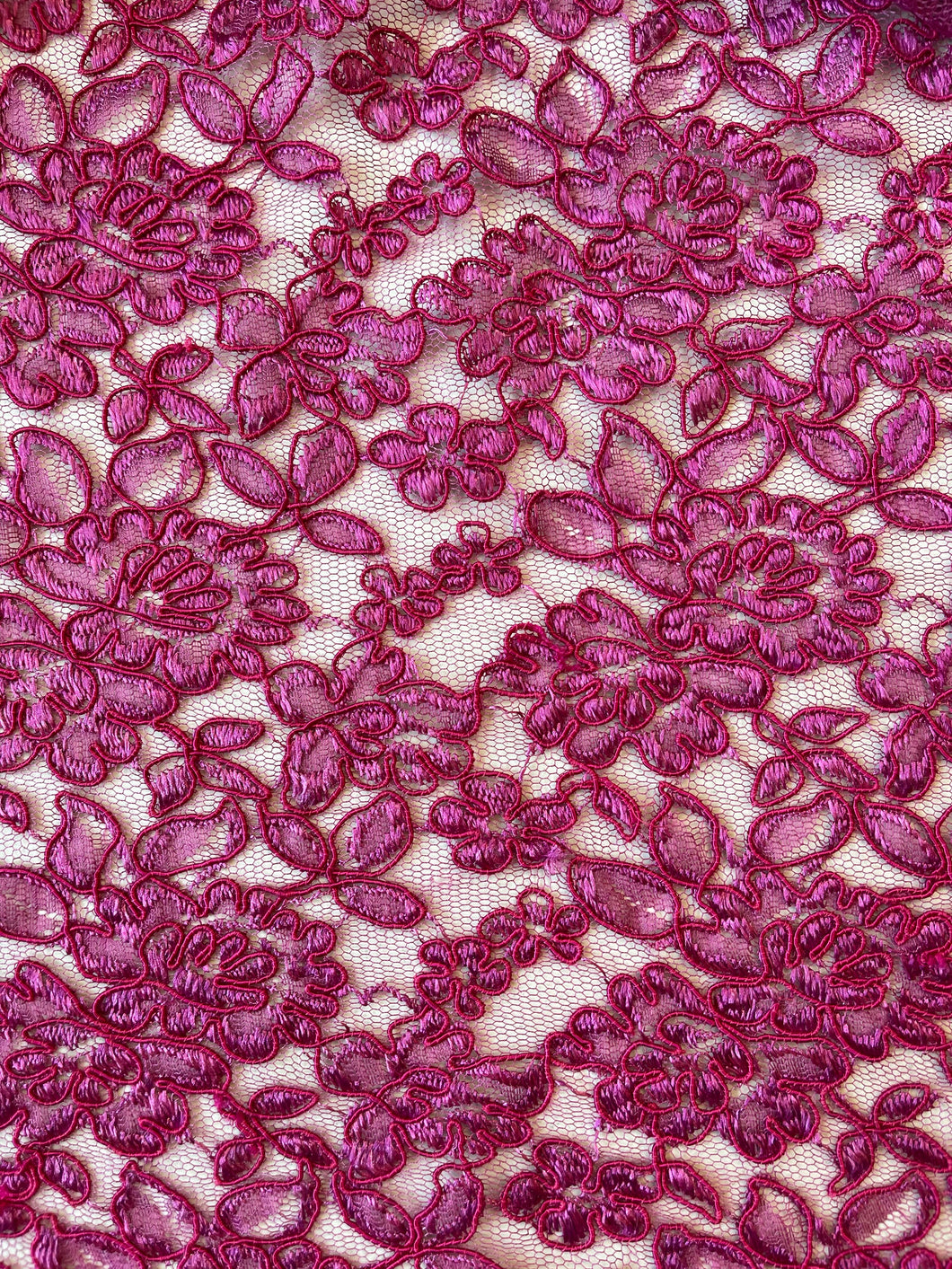 Lace - corded lace Magenta - 1/2meter